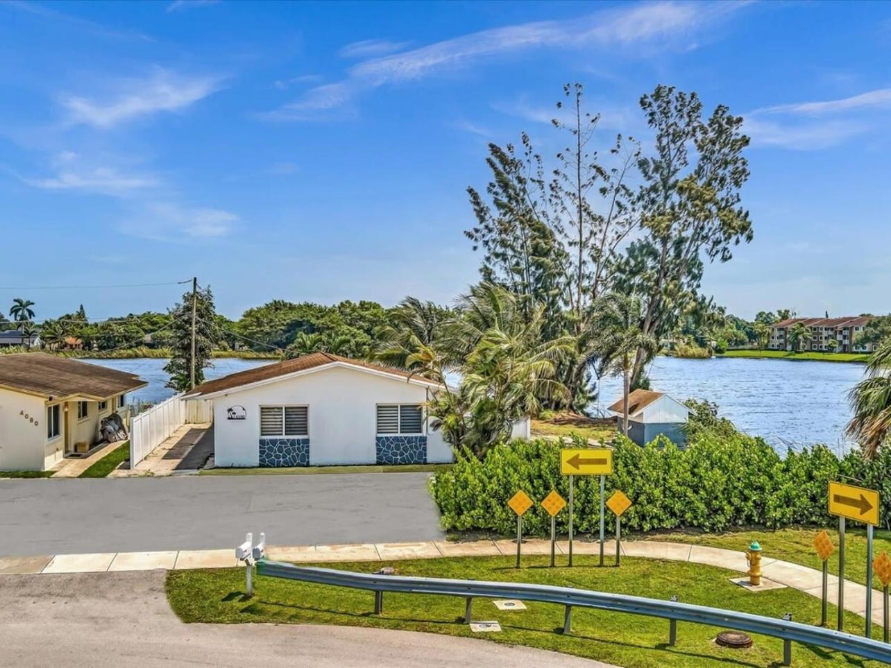 2Br Lakeside Getaway - Peaceful Waterfront Stay Davie Exterior foto